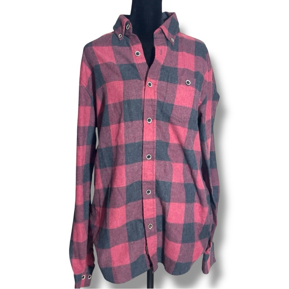 Weatherproof Vintage Cream and Orange Label Red/Black Classic Plaid Long Sleeve